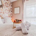 Apartment Le Floreal - Netflix I Centre -ville I 2 Min Allemagne Strasbourg